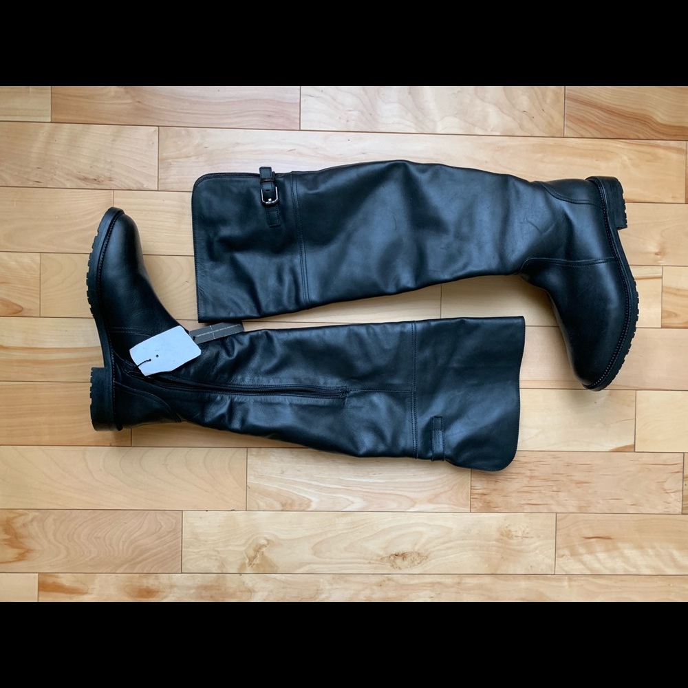 Fabianelli Italian leather boots. NWT